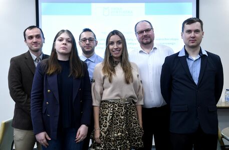 Doktoranci II roku prezentują indywidualne plany badawcze 