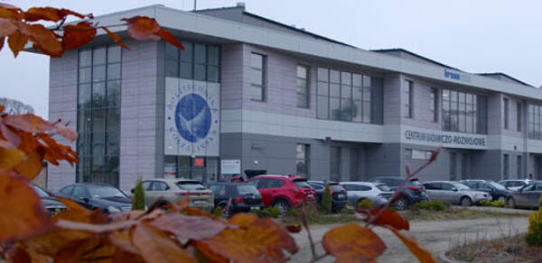 Studio HD Platon PK: promocja Centrum Pomiaru Właściwości Materiałów Drzewnych