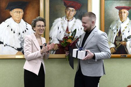 Podziękowania dla przewodniczącego Parlamentu Studentów 