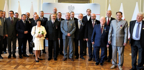 Prezydent Andrzej Duda nadał odznaczenia zasłużonym mieszkańcom Pomorza Zachodniego / Polskie Radio Koszalin