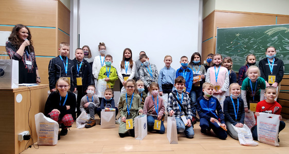Najmłodsi studenci wyróżnieni w świątecznym konkursie 