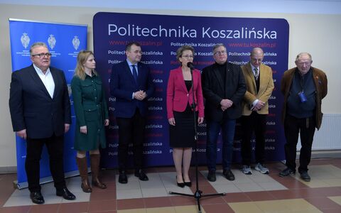 Spotkanie z władzami uczelni i briefing prasowy przed debatą 