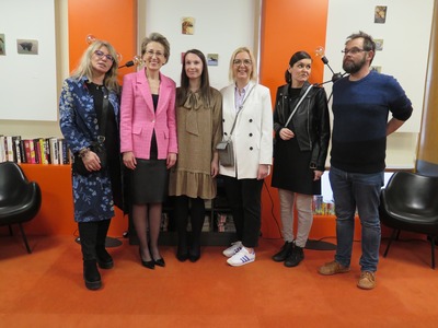 Wystawa Sary Olszewskiej w Koszalińskiej Bibliotece Publicznej