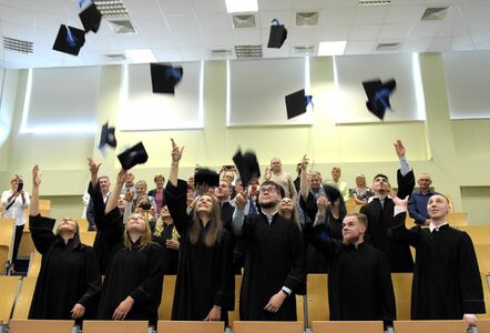  Absolutorium studentów II stopnia na kierunkach Geodezja i Kartografia oraz Budownictwo.