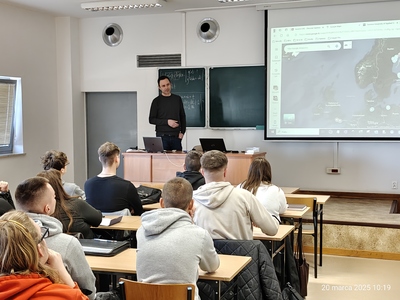 Wykład dla studentów Wydziału Inżynierii Lądowej, Środowiska i Geodezji w ramach wizyty Eero Holmlunda