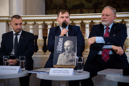 Książka naukowców z naszej uczelni nominowana w konkursie historycznym 