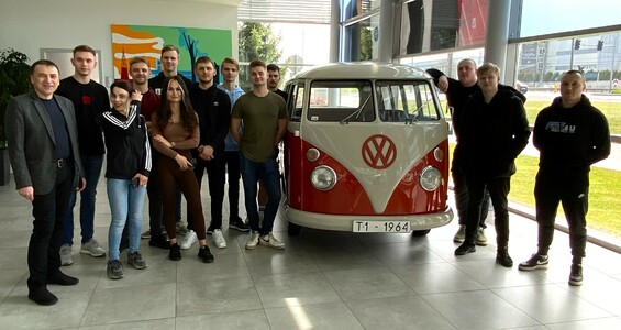 Studenci Transportu zwiedzili fabrykę VW w Poznaniu