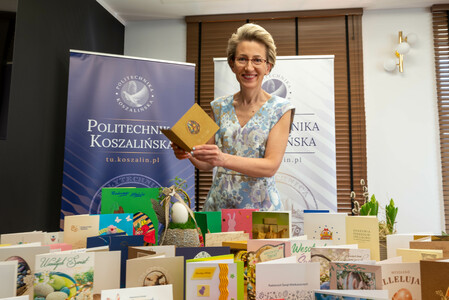 Moc świątecznych kartek dla Politechniki Koszalińskiej