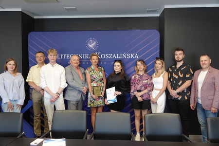 Konkurs plakatowy: tak studenci widzą kryzys