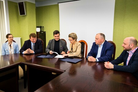 Nasza uczelnia w projekcie budowy statków kosmicznych 