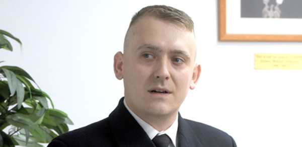 Doktorat za badania materiałów, których właściwości optyczne zmieniają się w czasie